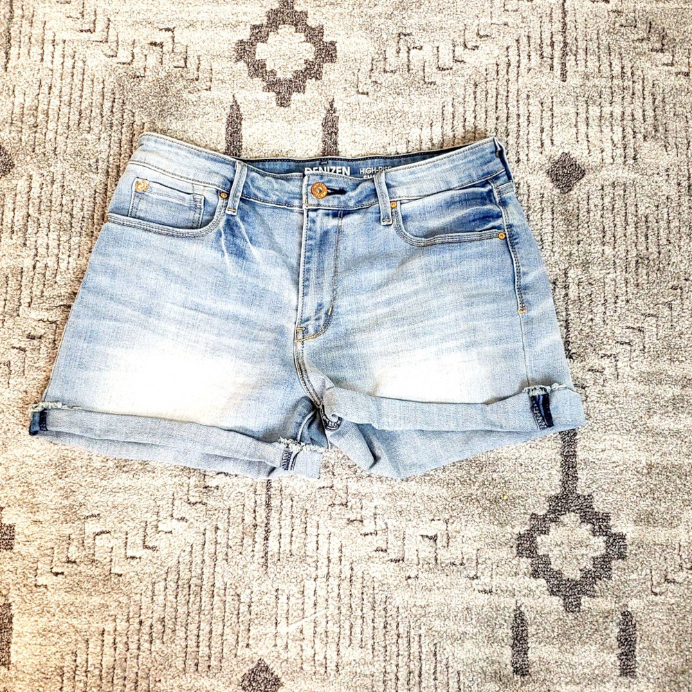 Levi's Denizen Jeans shorts high waist size 6/8